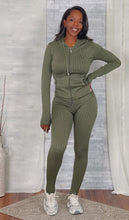 Load image into Gallery viewer, Active set Olive